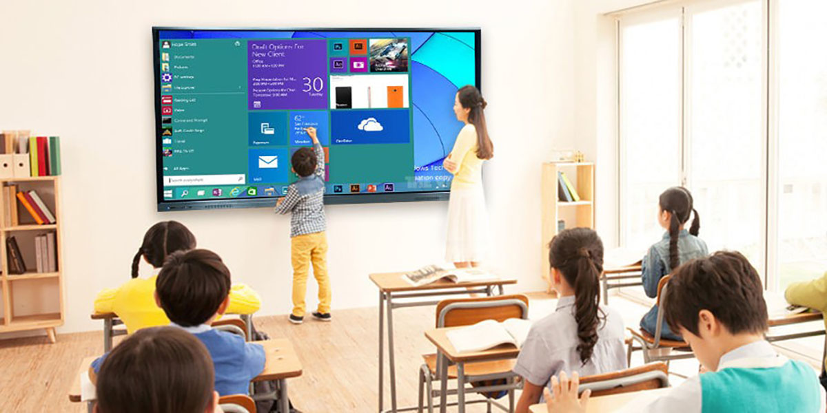 Digital signage in schools